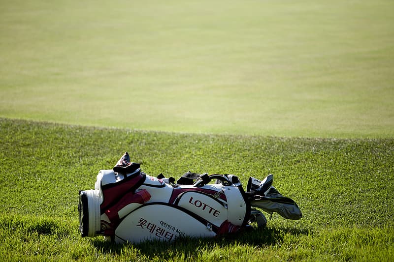 What to Look for in a Golf Bag